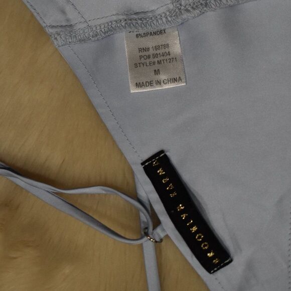 Brooklyn Karma Blue Satin Cropped Lace Trim V Neck Strappy Blouse Size Medium - Picture 11 of 12